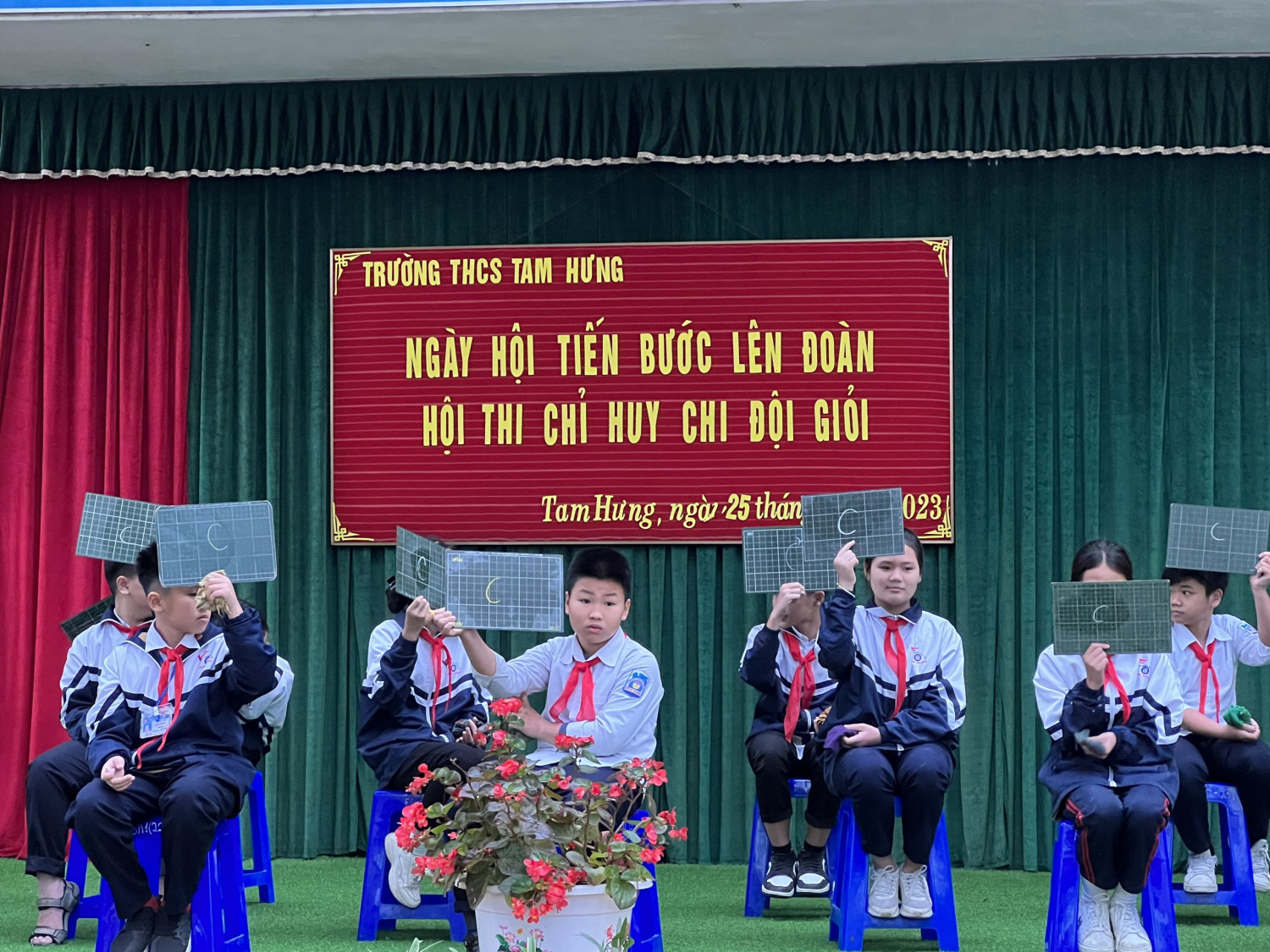 Trường THCS Tam Hưng tổ chức Ngày hội "Tiến bước lên Đoàn"